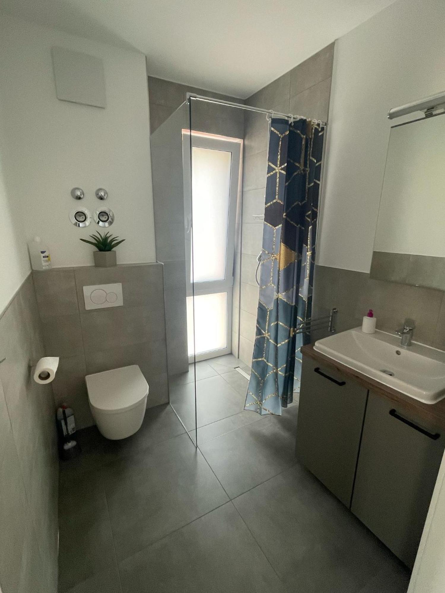 A & M Appartement Koeln Экстерьер фото