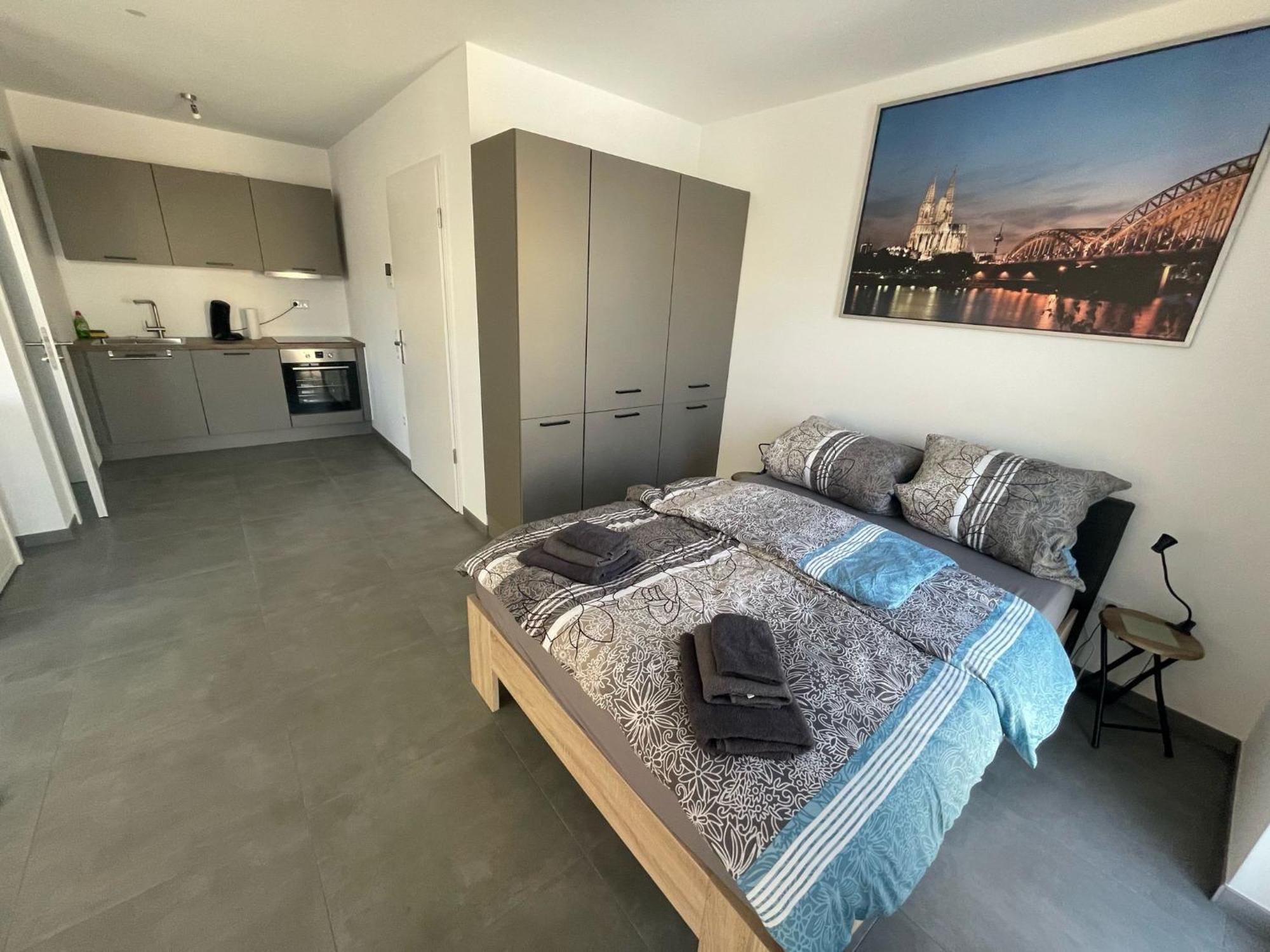 A & M Appartement Koeln Экстерьер фото